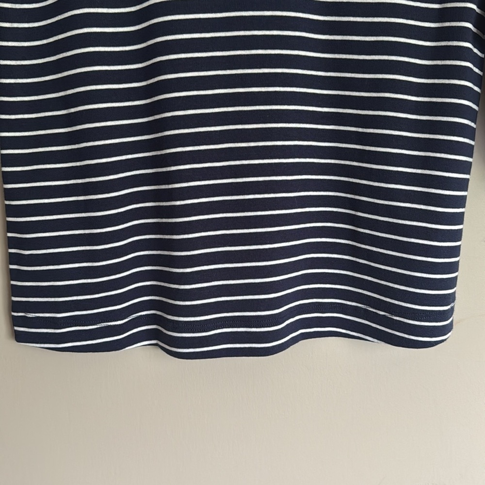 NWT- Three Dots vneck 3/4 sleeve striped shirt Blue & white striped, size XL - Picture 4 of 9